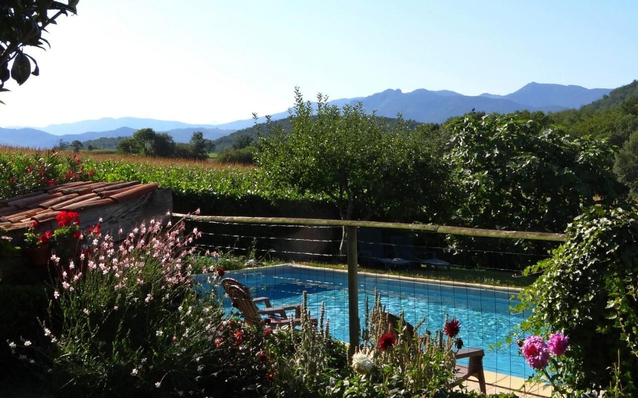 Gites Pyrenees Les Trois Montagnes Ganties Exterior foto